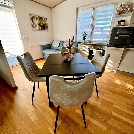 Appartement Greenhouse With Aircondition And Garden